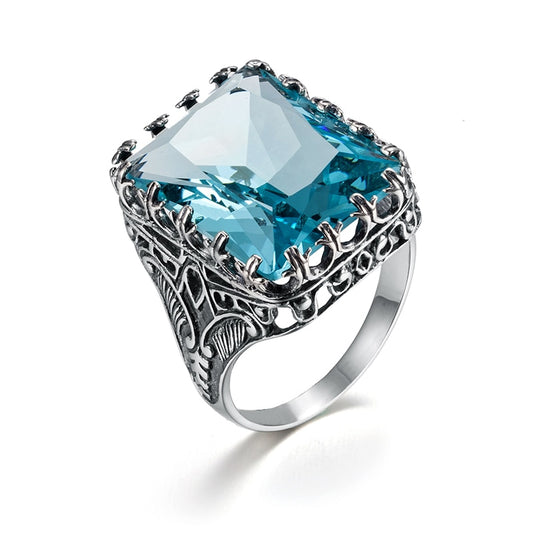 Anillo antiguo rectangular con piedra grande de aguamarina azul en plata 925