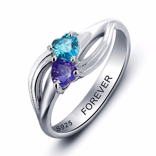 Anillo personalizado de plata de ley 925 con dos corazones y piedra de nacimiento.