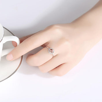 Anillo romántico con piedras preciosas en forma de corazón