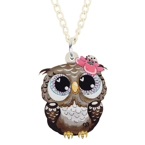 Collar acrílico con búho de ojos grandes