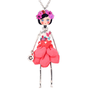 Collar de muñeca con flores, vestido hecho a mano, colgante de muñeca francesa, novedad, joyería de moda con flores de aleación