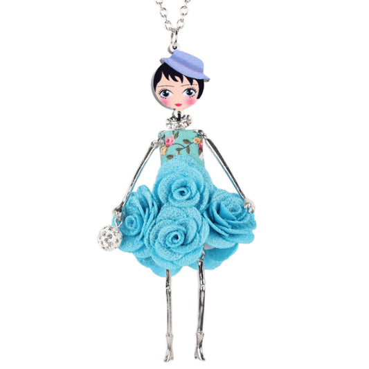 Collar de muñeca con flores, vestido hecho a mano, colgante de muñeca francesa, novedad, joyería de moda con flores de aleación